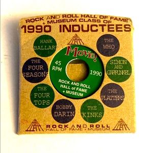Rock and Roll Hall of Fame 1990 Inductees Realistic 45 Record Lapel Pin